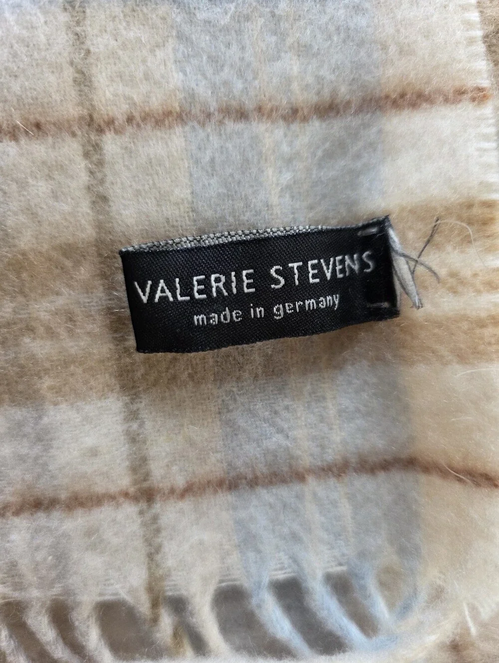 Valerie Stevens 100% Cashmere Scarf Made Germany Plaid Icy Blue Tan Fringe